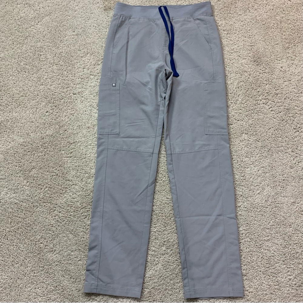 Men's FIGS Gray TECHNICAL COLLECTION Nursing CARGO Multi-Pocket SCRUB PANTS  S